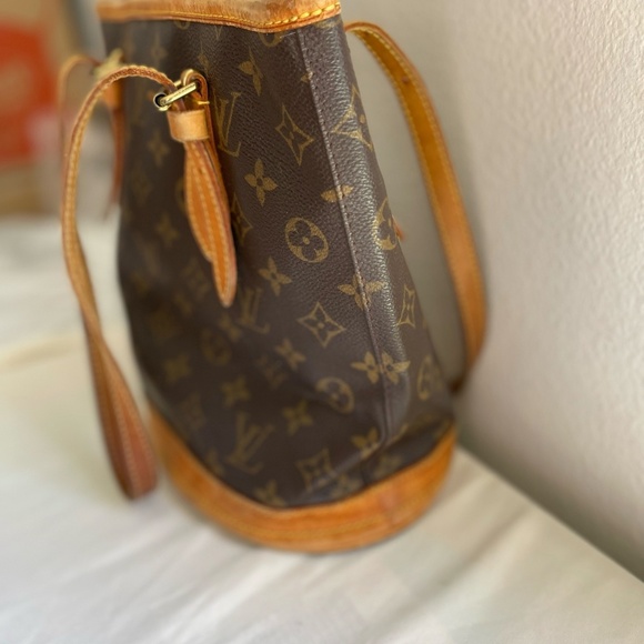 LOUIS VUITTON Monogram Bucket pm Bag - Picture 5 of 15